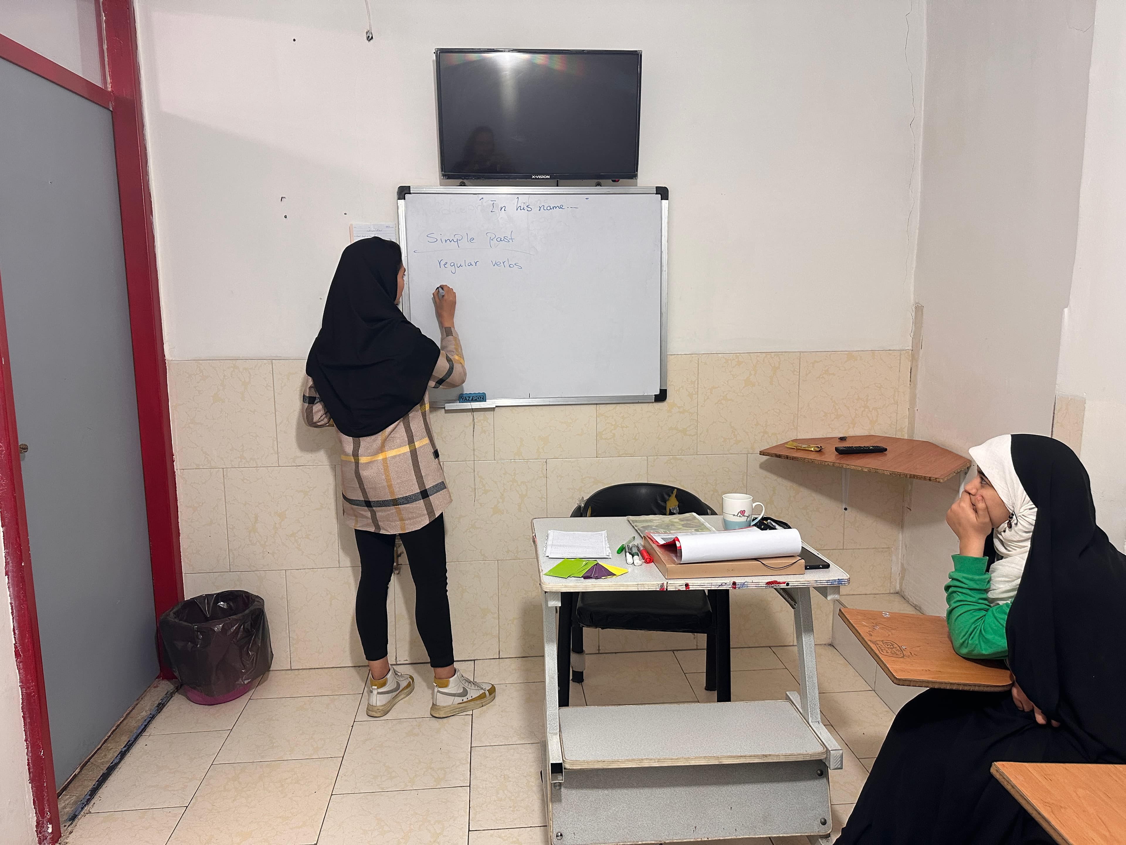 آموزشگاه زبان اندیشمندان نوین